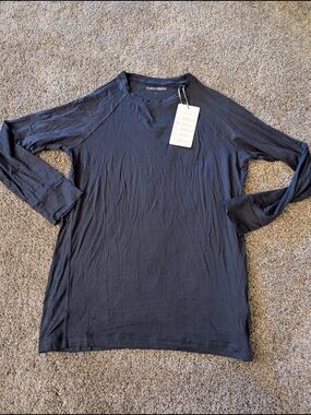 NWT Mandala Women's Long-Sleeve Under-Scrub Shirt - Black Size Large